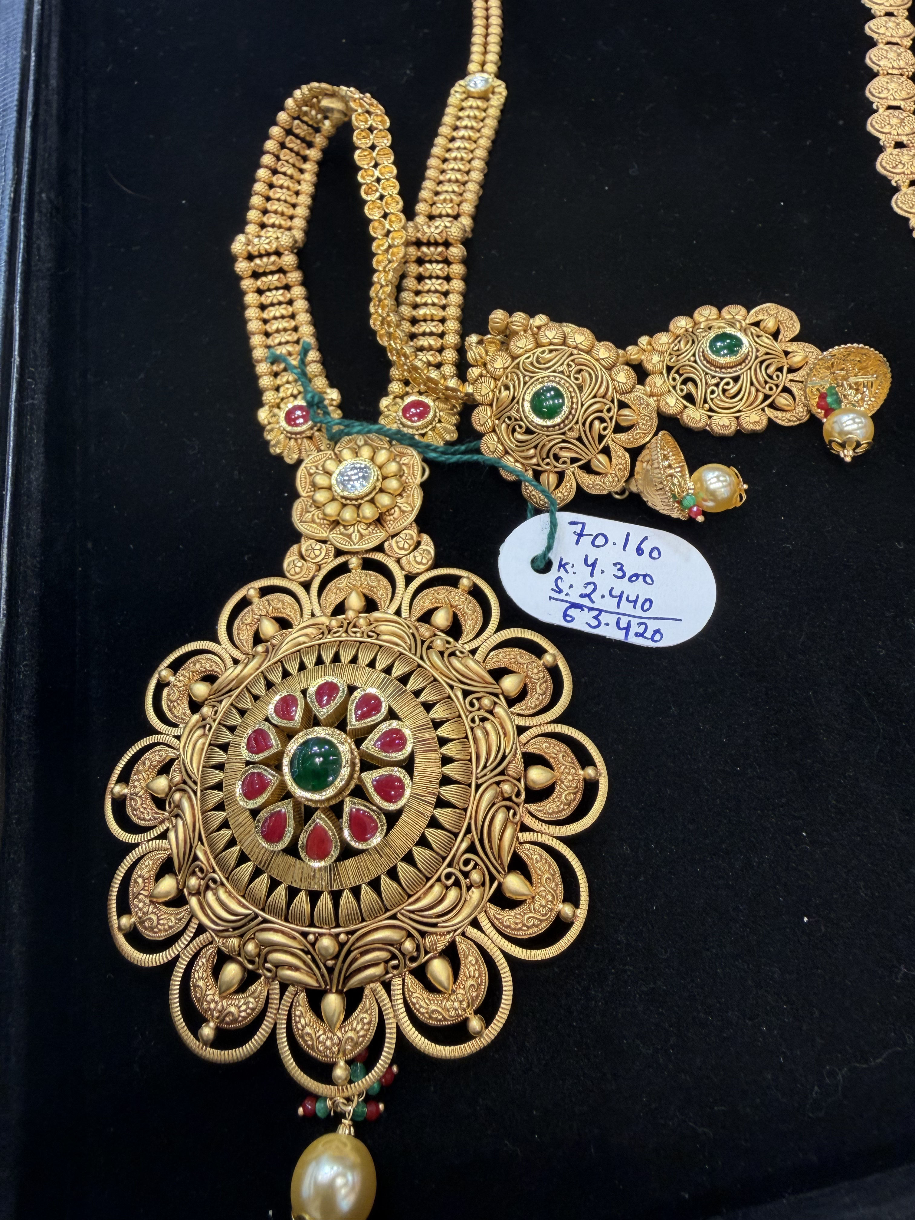 Earring collection