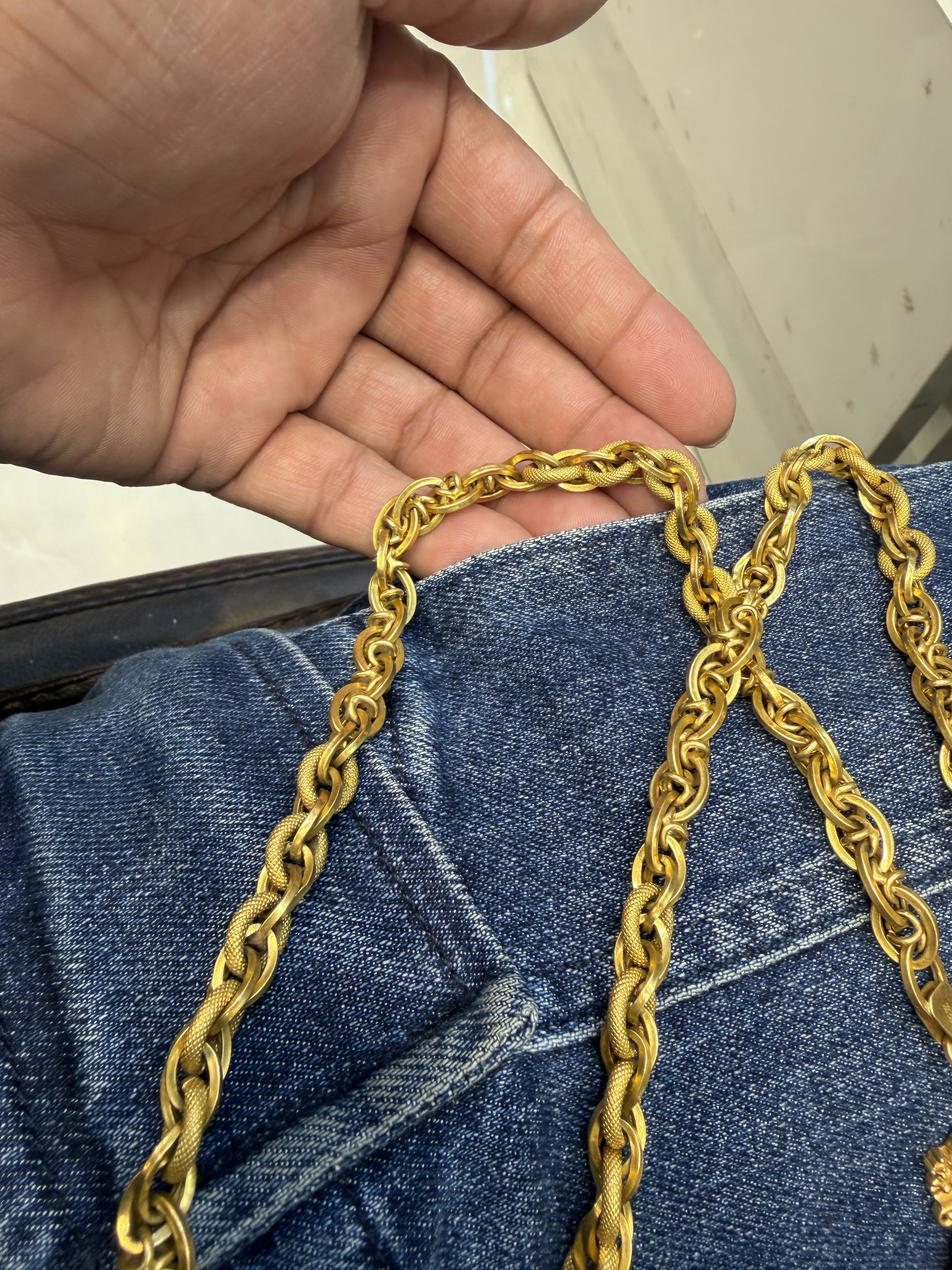 Collection necklace piece
