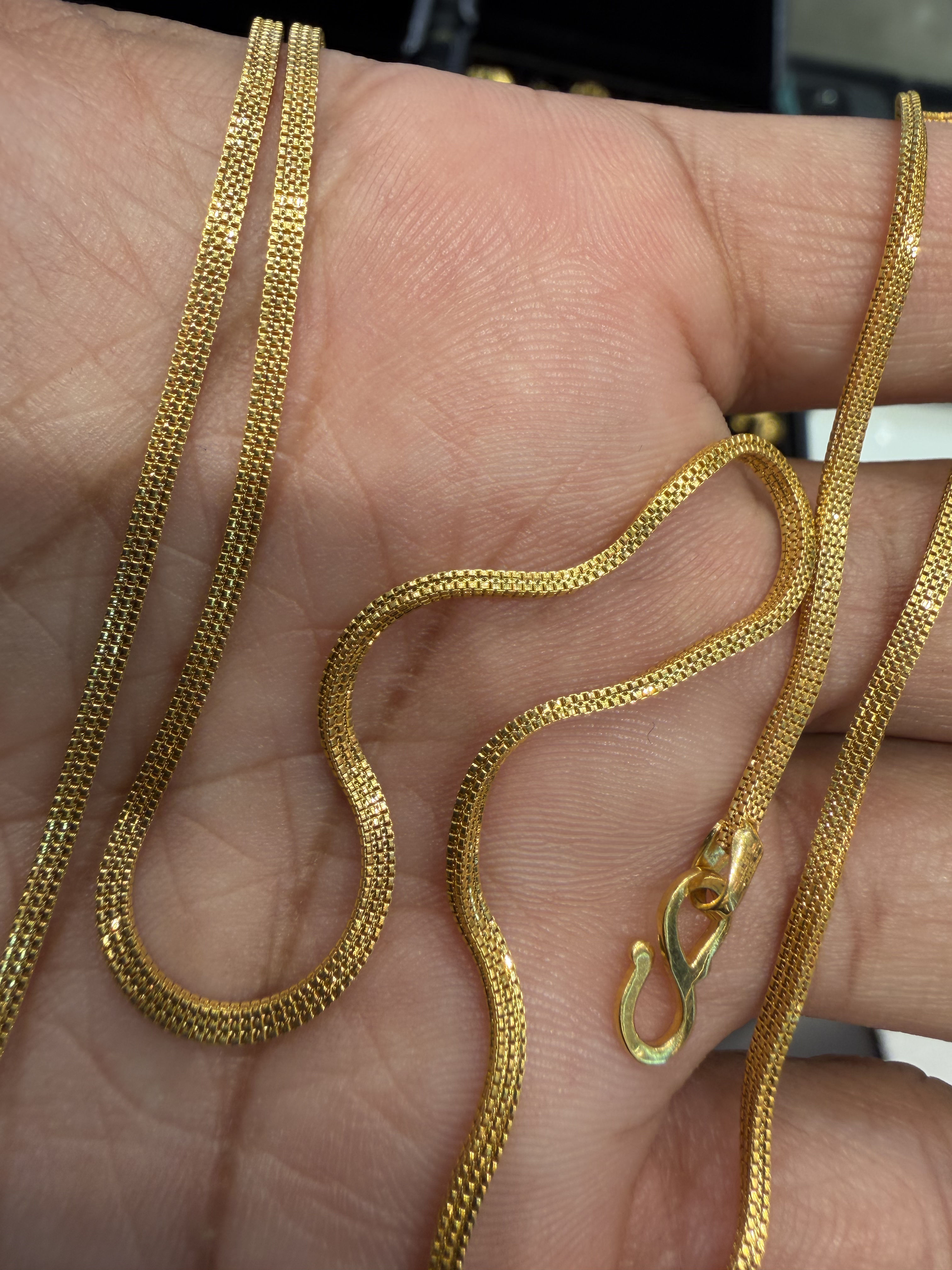 Collection necklace piece